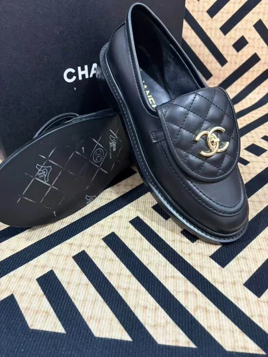 Chanel Women's Loafers - Picture 4 of 4